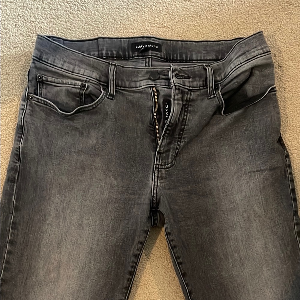 Men’s Lucky Brand Gray Skinny Jeans with Modern Fit 32x30